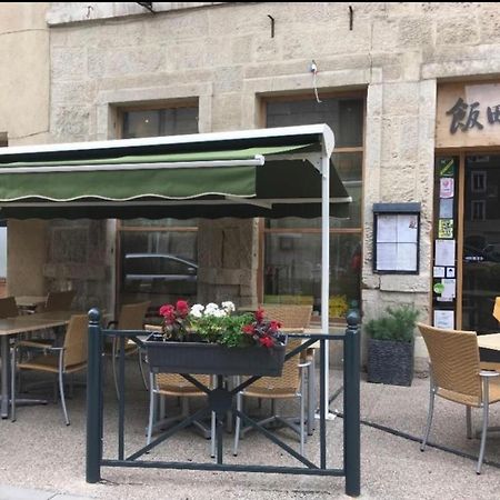 Logement Au Coeur De Dole Exterior foto