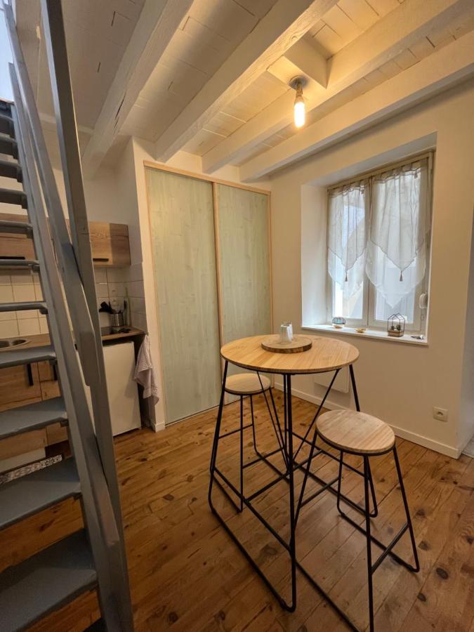 Logement Au Coeur De Dole Exterior foto