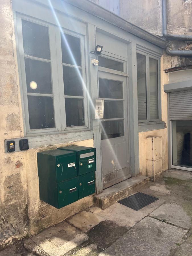 Logement Au Coeur De Dole Exterior foto